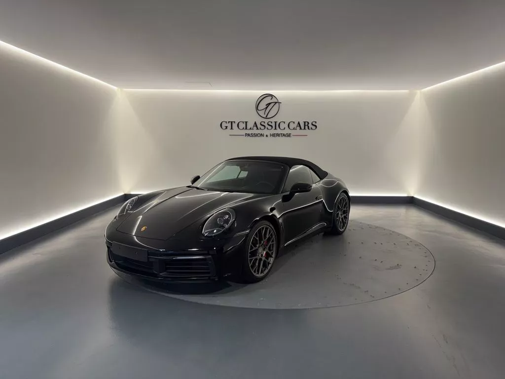 Vente occasion PORSCHE 992 CABRIOLET 3.0 450 CARRERA 4S - Prix : 169900€ - GT CLASSIC Cars Bueil