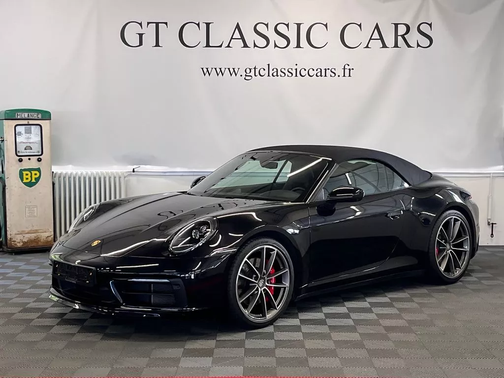 Vente occasion PORSCHE 992 CABRIOLET 3.0 450 CARRERA 4S - Prix : 189900€ - GT CLASSIC Cars Bueil