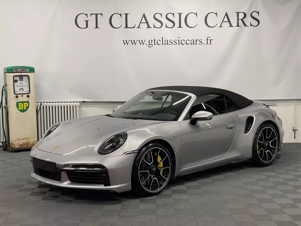 Vente occasion PORSCHE 992 CABRIOLET 3.8 650 TURBO S - Prix : 299900€ - GT CLASSIC Cars Roquebrune-sur-Argens