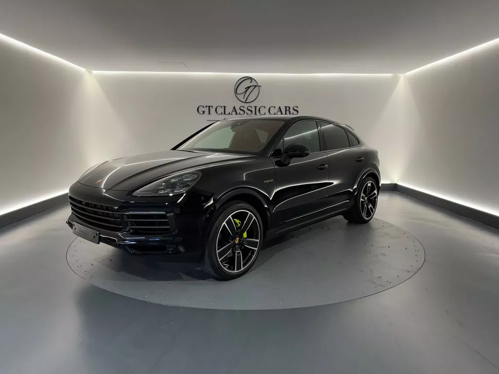 Vente occasion PORSCHE CAYENNE COUPE 3.0 V6 462 E-HYBRID PLATINUM EDITION - Prix : 106900€ - GT CLASSIC Cars Tassin-la-Demi-Lune