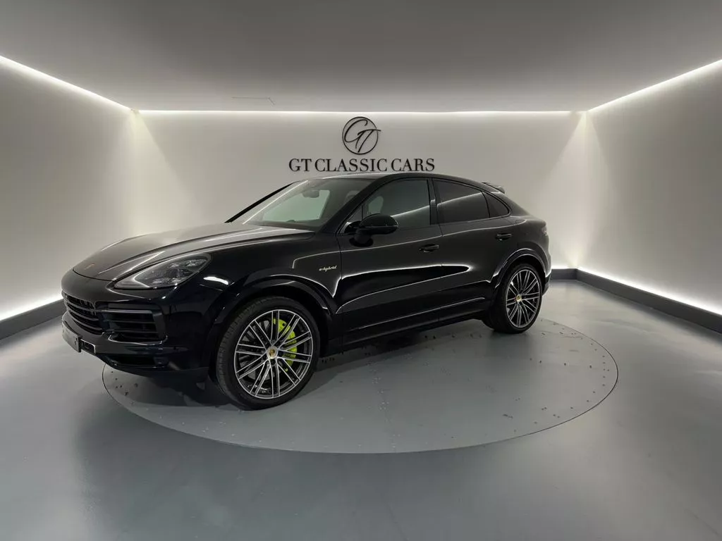 Vente occasion PORSCHE CAYENNE COUPE E-HYBRID 5PL - Prix : 99900€ - GT CLASSIC Cars Merignac
