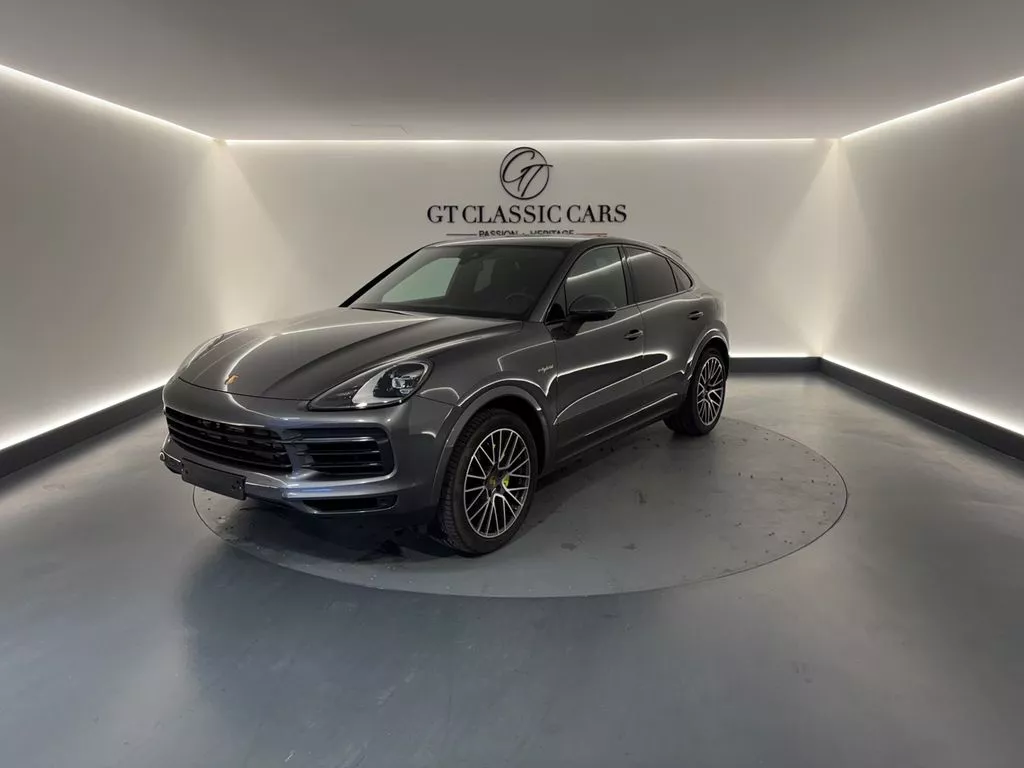 Vente occasion PORSCHE CAYENNE COUPE E-HYBRID 5PL - Prix : 89900€ - GT CLASSIC Cars Tassin-la-Demi-Lune